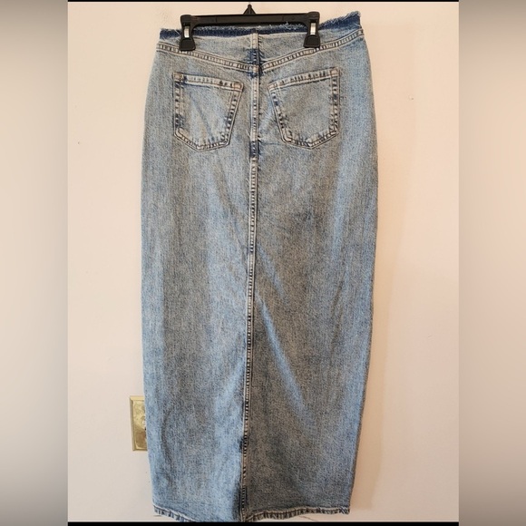 Wild fable medium wash Denim full length skirt size 0 regular - Picture 2 of 3
